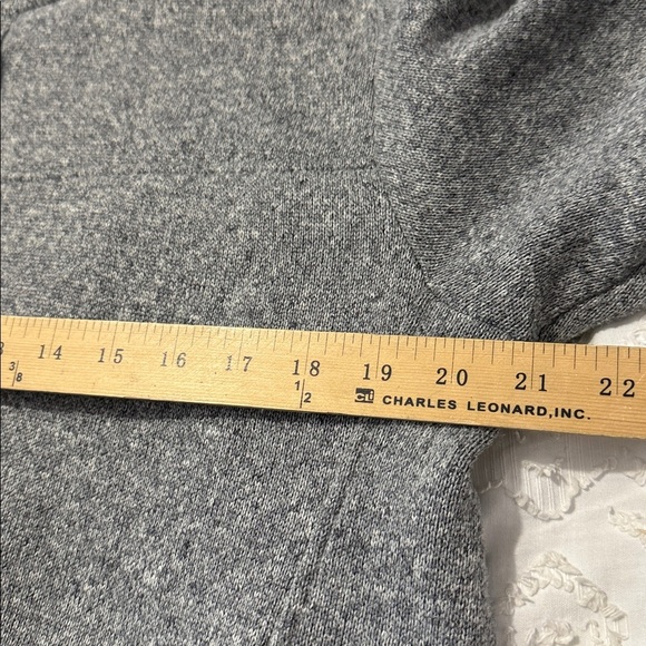 Eddie Bauer Women’s Gray Quarter Snap Pullover Sweatshirt Pockets Size Large - Picture 6 of 8